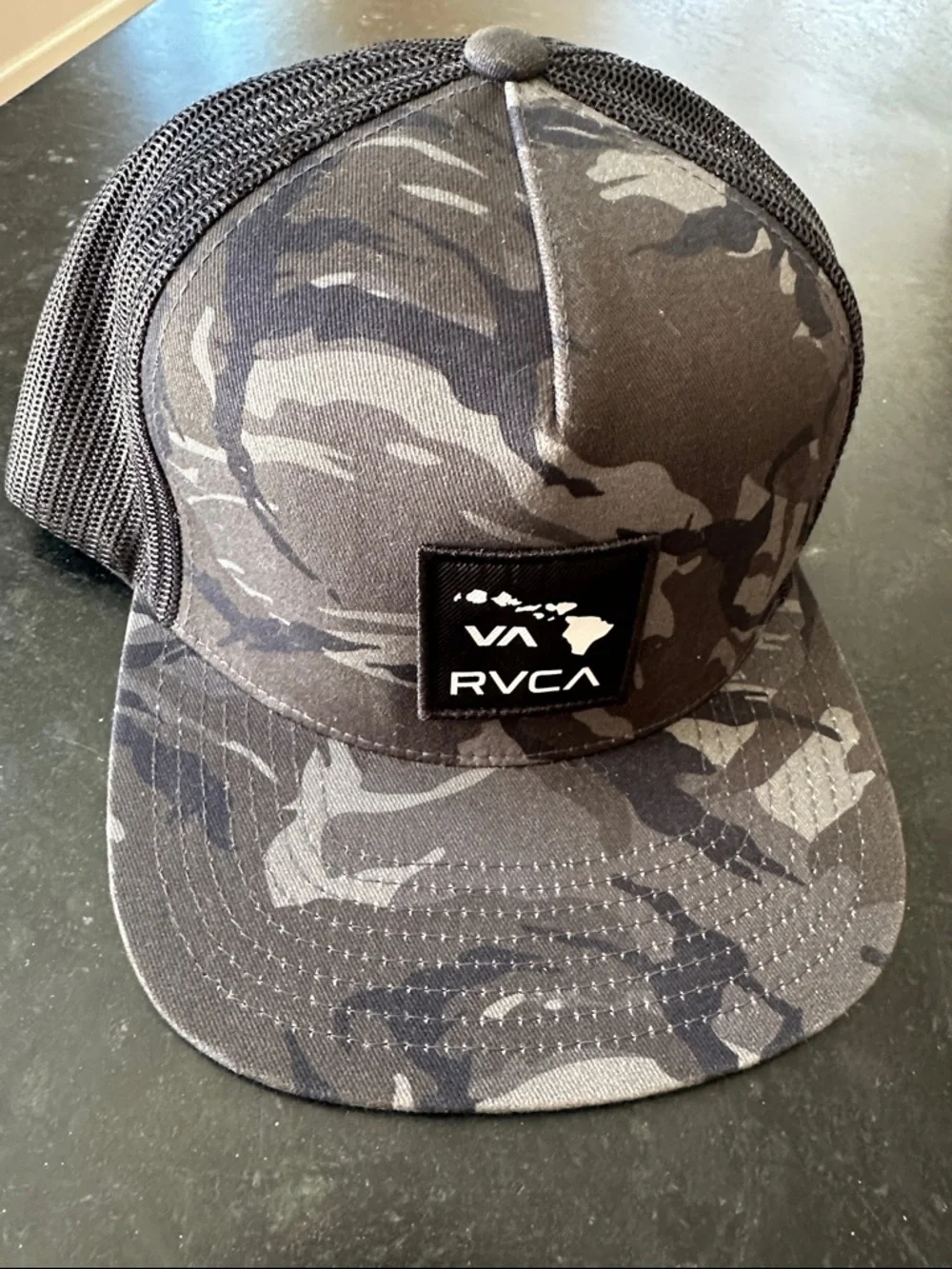 RVCA Men's Camo Trucker Hat - Black/Gray - Picture 1 of 3